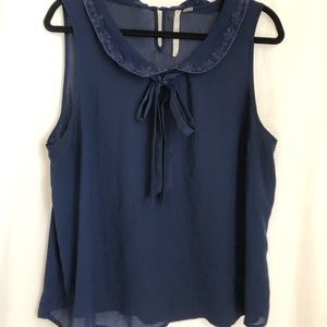 Peter Pan Collar Top